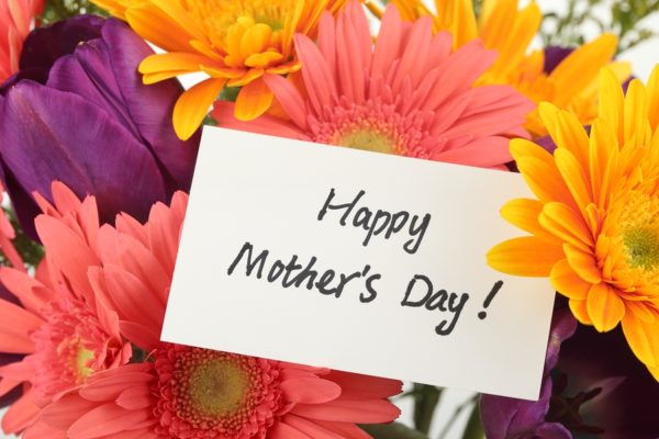 4 Ideas for Mother’s Day From Your Top Rated Herriman, Utah Orthodontist